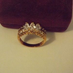 Luxury ring by Premier Designs sz 8
